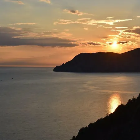 Apartament Sea View Cornelia Corniglia